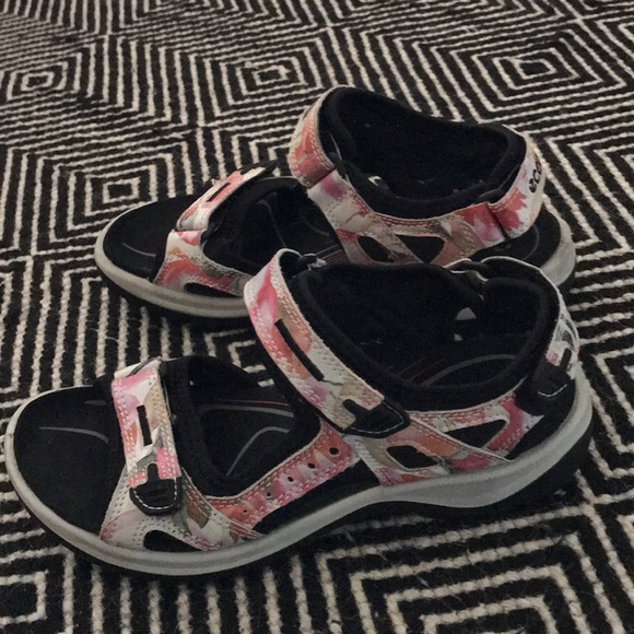 ecco floral sandals